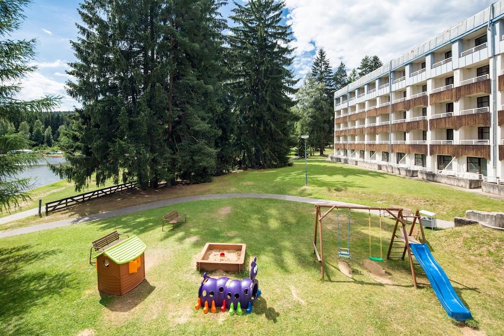 Orea Resort Devet Skal Vysocina Snezne  Exterior photo